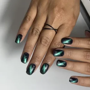 Cat Eye Design Coating- IK Studio nail art services